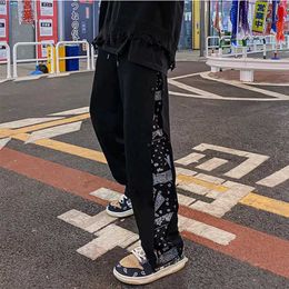 Men's Pants Mens Hip Hop Bandana patch sports pants with side button sportswear Korean casual hip-hop Trousers for Boys HarajukuL2405