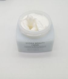 CC Creams Code 6301 Hydra Beauty CH Creme Hydrataion Protection Eclat Hydration Radiance Poids Net 50g 17oz1510818