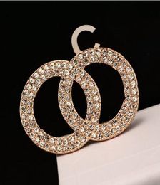 Fashion Diamond Designer Brooch Famous C Letter Brooches Pin Tassel Women Luxury Brooch Jewellery Clothing Decoration Quality6612660