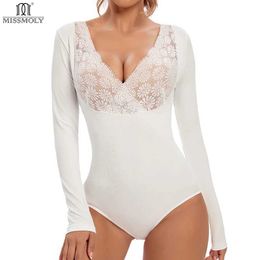 Kvinnors Shapers Sexig termisk underkläder Shaper för kvinnor Miss Moly Lace Patchwork Bodysuit Faja Autumn Winter Seamless Long Slve Tops Shapewear Y240429