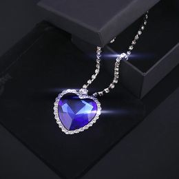 Movie TITANIC Heart Of the Ocean Necklace Love Forever Blue Red Crystal Pendants Women Wedding Jewelry Gift 240422