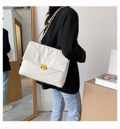 Shoulder Bags Big Chains Tote-bag Women PU Leather Sling Bag Solid Causal Chain Handbags Ladies Fashion Large Tote And L