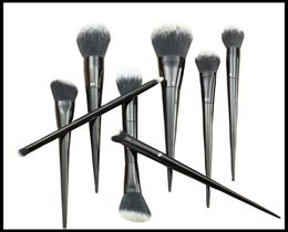 EPACK KVD 1 2 4 10 20 25 35 40 Face Double Head Eyeshadow Brush Smudge Makeup Beauty Tools Brush Colour Makeup Brush3016680