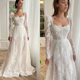 Abiti di moda al collo Linea di pizzo una maniche lunghe quadrate abiti da sposa spazzano abiti da sposa del treno