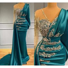 Evening Long Sleeve Dresses Prom Formal Ocn Wear Gold Appliques Beads Hunter Sheer Neck Arabic Robe De Soriee Bc