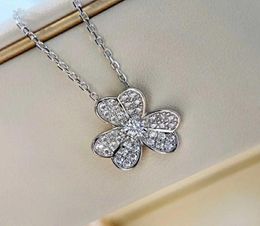 Famous Brand Pure 925 Sterling Silver Jewellery Fine Shine For Women Gold Colour Flowers Necklace Sweet Romantic Luck Clover4290766