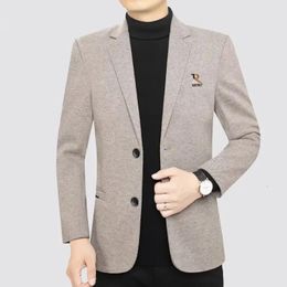 The Fashion Gentleman Slim Italian Style Casual Young Business Middleaged Men Without Ironing Small Blazer Suit 240430