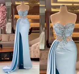 2024 Sexy Light Blue Evening Dresses Wear Sweetheart Illusion Sheath Lace Crystal Beads Side Split Formal Prom Dresses Sweep Train