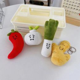 Keychains Pepper Plush Key Buckle Green Onion Garlic Ginger Stuffed Doll Toy Women Chain Pendant Vegetable