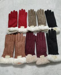 Womens Deer Skin Velvet Luxury Designer Gloves Touch Screen Classic Vintage Winter Warm Soft Riding Ski Glove4146836