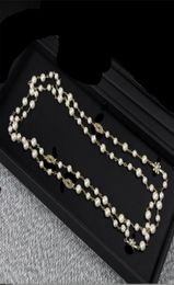 Luxury jewelry Autumn winter necklace crystal inlaid letter size pearl long double layer sweater chain8529606