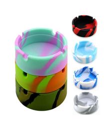 10 Styles Luminous Round Silicone Ashtray Portable Antiscalding Camouflages Cigarette Holder Mini fluorescent Ash Tray Household 5860846