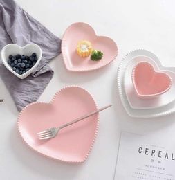 Frosted Ceramic Tableware Breakfast Plate Love Heart Dish Heart Shaped Bowl Couple Plate Creative Dessert plates hollowware T191213277193