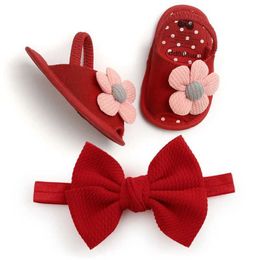 Sandals Newborn baby shoe arch breathable and anti slip summer pre walking sandals+headband 0-18ML240429