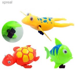 Bath Toys New Childrens Chain Bathtub Toy Baby Clockwork Swimming Turtle Clown Fish Chain Swimming Frog Clockwork ToyWX