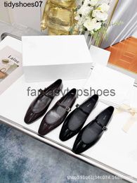 The Row Mary Shoes TR Jane Full Soft Leather Leather shoes Soft Sole Comfortable Womens French Flat Single Shoes Women Elegant and simple 2024