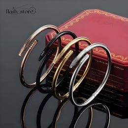 Other Bracelets Classic Designer Bracelet Nail Fashion Unisex Cuff Couple Bangle Gold Jewelry Valentines Day Gift