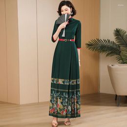 Casual Dresses Chinese Style Green Jacquard Runway Long Dress Women Party Evening Half Sleeve Vintage Floral Pleated Skirt Pography Events