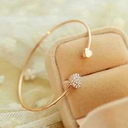 Wedding Bracelets Cute Romantic Crystal Heart Cuff Bracelets Bangles for Women Golden Colour Metal Open Love Charms Bangle New Fashion Jewellery