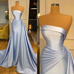 저녁 스트랩리스 프롬 블루 라이트 드레스 파티 주름 스윕 트레인 레드 카펫 특별 OCN을위한 공식적인 긴 드레스