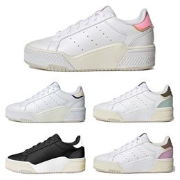 Sapatos de grife tênis casuais Couro esportivo de couro para mulheres pretas Branco Formome Treinadores clássicos da quadra de moda Tourino Bold Sneaker