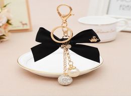 Keychains Elegant Ribbon BowKnot Crystal Ball Crown Keychain For Women Girl Cute Pompom Fur Key Chain Bag Charms Keyring Party Gi3197051