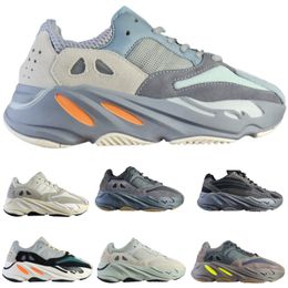 700 Fashion Designer Women Mens 700 Running Shoes Vanta Solid Grey Hi-Res Red Blue Cream Magnet Azael Alvah V3 Kyanite Safflower Cloud Runners Trainers Sneakers 222