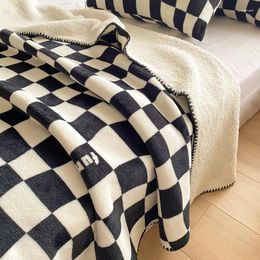 Blankets Soft Handmade Blanket Retro Checkerboard Milk Fleece Sofa Throw Lambswool Quilt For Bed Casual Winter Warm Plush