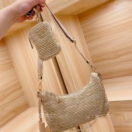 with Triangle Straw Crossbody Bags Shoulder Messenger Bag High Quality Women Summer Woven Gold Chain Fashion Designer Hobo Purse Three-in-one