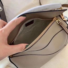 Bag Super Top Version Brand Handbag For Women Shoulder Bags Luxury Designer Retro Hand Trending Products 2024