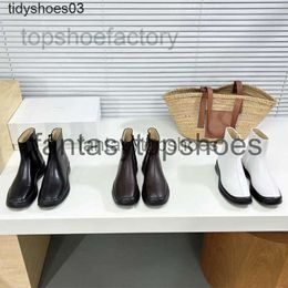 The Row shoes Dress niche Shoes Women Designers Rois TR leather thick bottom square head short Autumn and winter new simple flat bottom Martin boots