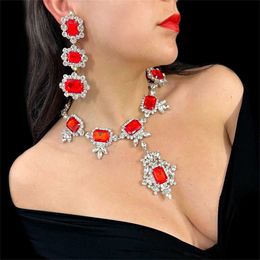 Costume Accessories 2pc Personalized Red Square Rhinestone Night Party Crystal Pendant Necklace Earring Set Jewelry Accessories