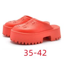 luxury Brand Perforated Slippers Women Platform Designer Sandals Wedge Rubber Cut-out Slide Transparent Materials Fashion Beach Sandals Size 35-42