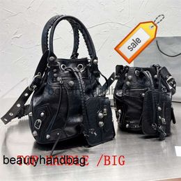 Balencig Cagole Bucket Bag Le XS LE CAGOLE shoulder BAGs CROCODILE EMBOSSED WITH RHINESTONES black pink Arena crossbody luxury 7Z3X