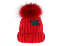 Ladies Ball Knitted Designers Hat Winter Woolen Women Men Hats Wool Ball Knitted Beanie5733091