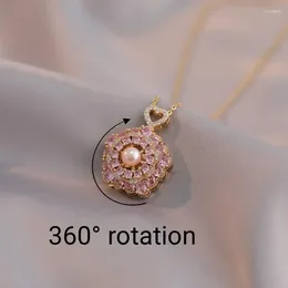 Pendant Necklaces Natural Freshwater Pearl Rotatable Necklace Personalised Pink Inlaid Zircon Collarbone Chain FAshion Jewellery For Women