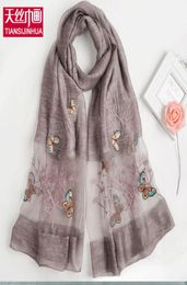 Vintga Butterfly Embroidery Silk Scarf Women Ethnic Style Oversized Scarf Scarves Female Casual Beach Shawl Echarpes3325353