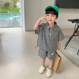 Children Clothing Fashionable Boys Clothes Set Spring Summer Kids Sports Style Short Sleeves Plaid Shorts Two Piece Set 240429