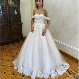 New Design Fashion Wedding Dress Sweetheart Chapel Train A Line Gelinlik Lace Applique Long Bridal Gowns Custom Made Vestidos De Noiva 0430