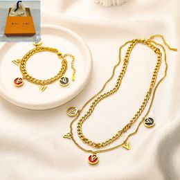 Couple Family Gift Jewellery Set Boutique Women Stainless Steel Jewellery Bracelet Fashion Style Chain Necklace Birthday Love Luxury Necklace Bracelet Set With Box