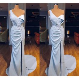 Dubai Arabic Sexy Sheath Prom Dresses Long One Shoulder Ruched High Side Split Lace Appliqued Evening Dress Satin Formal Party Gowns 0430