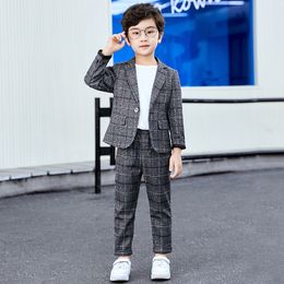 Children's teenage suit suit three-piece hosting performance handsome male baby Korean version of the anniversary flower girl dress (jacket + T-shirt + trousers)