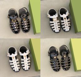 Designer Men Sandals Rubber Slippers Double G Tiger Flat Slides Leather Flip Flops Black White Fashion Summer Slides Lace Up Outdo3945862