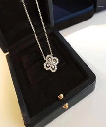 Pendant Necklaces Necklace Clover 925 Sterling Silver Flower Pattern For Women039s High Jewellery Christmas Party Gift117578383