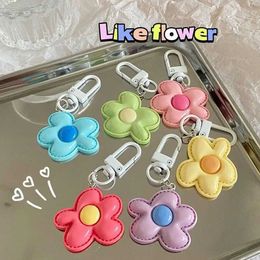 Keychains Lanyards Candy colored floral keychain cute floral keychain cute backpack decoration pendant keychain Q240429