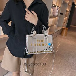 Designer Marcj Original Edition Tote Bag 2024 Spring Summer New Fashionable Handheld Expanded Bag with Bright Paint Leather Letter Single Shoulder Crossbody