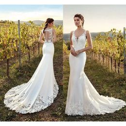 Summer Dresses New Garden Wedding Mermaid V Neck Appliques Sweep Train Button Covered Back Bridal Gowns Custom Made Bc1752