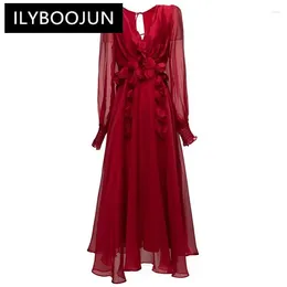 Casual Dresses ILYBOOJUN Fashion Designer Autumn Women's Dress Long Sleeved V-neck Applique Slim Elegant Party Holiday