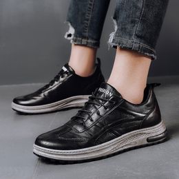 2024 Spring New Fashion Trendy Shoes Running Shoes Leather Business black Shoes GAI