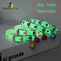 Glowing Dog Cat Collar AntiLoss Fluorescent Silicone Cat Luminous Collar Necklace With Bells Dog Neck Ring Cat Dog Accessories 240429